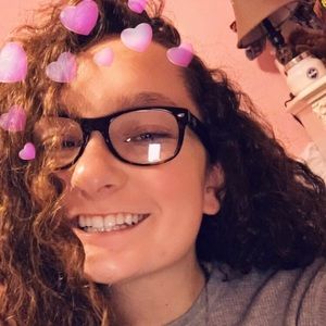 Meet your Posher, Jillian